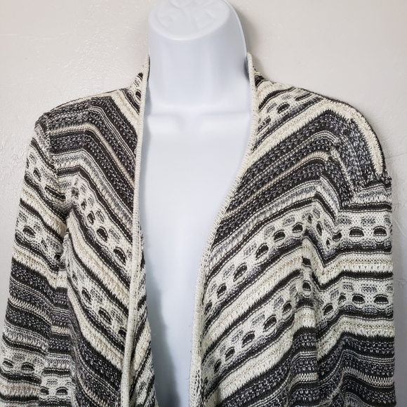 Maurices 2 2X Draped Front Sweater Cardigan Long Sister Cream Olive Green Layer - Picture 6 of 10